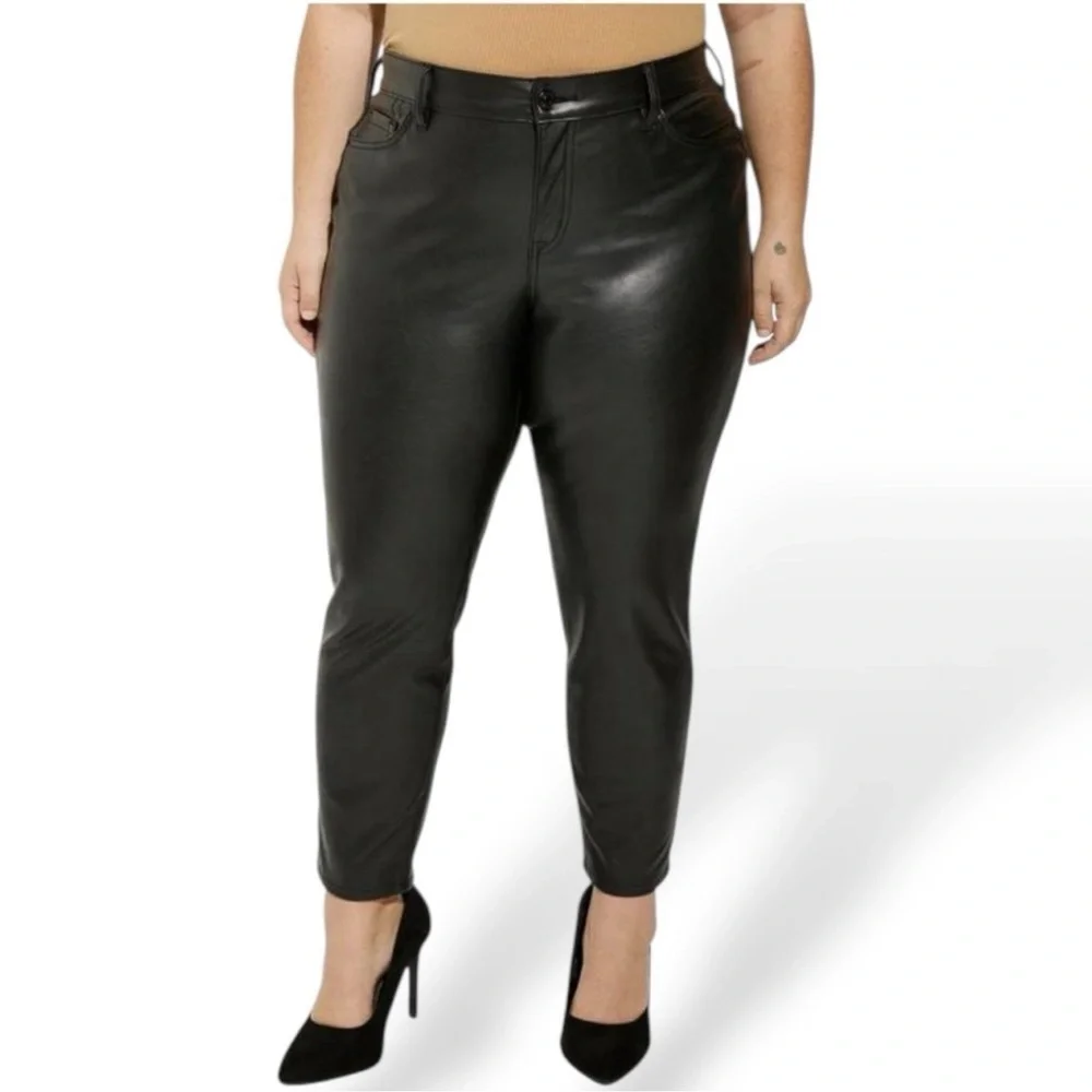 NWT Tall Length Torrid perfect skinny faux, leather high-rise pant plus size 24T